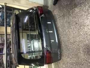 Mitsubishi Outlander 2016 Boot (Manual)
