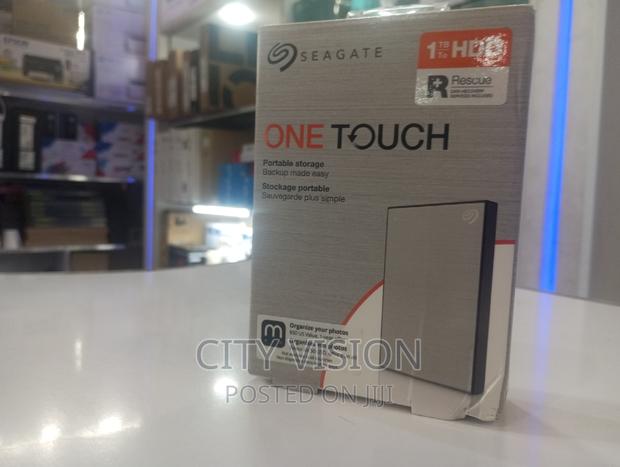 1tb Harddrive External HDD Seagate One Touch!Seagate 1tb HDD - main view