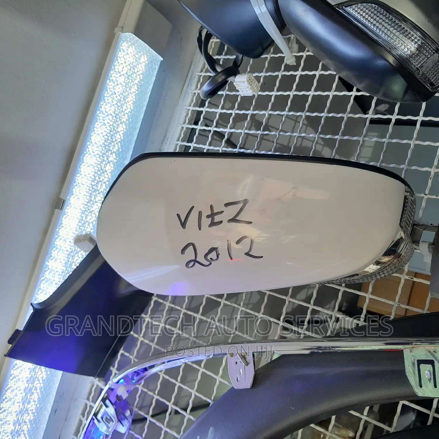Toyota Vitz Side Mirror