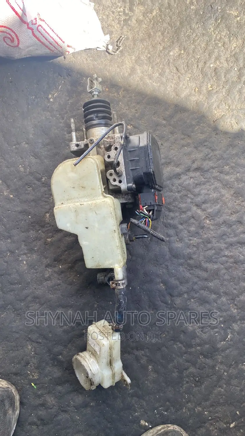 Honda Civic Hybrid Brake Master Cylinder