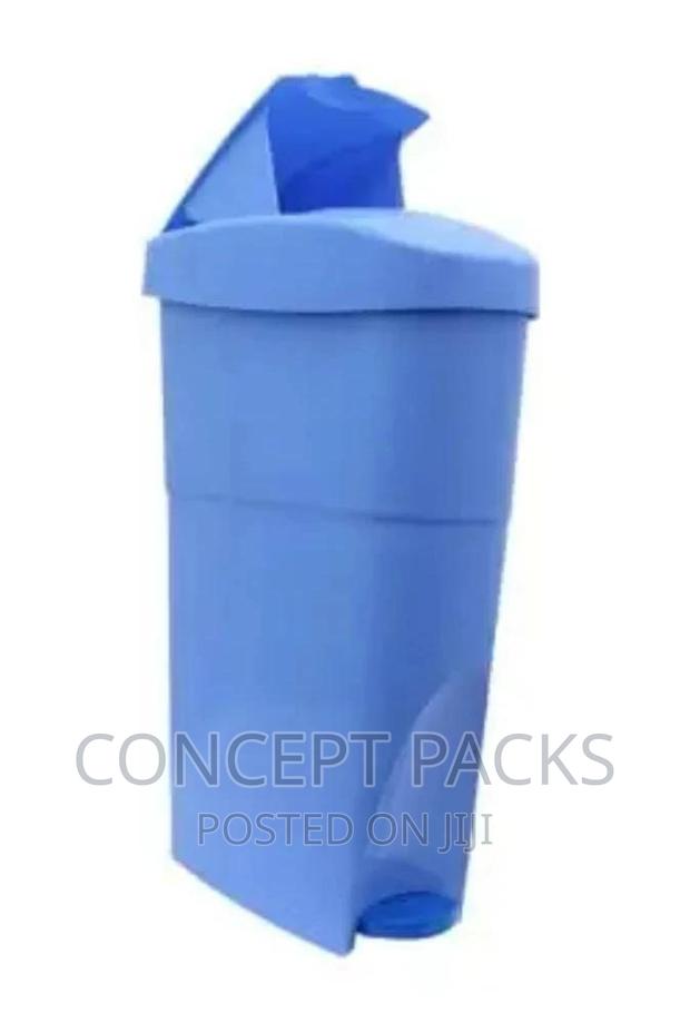18 Litres Sanitary Bin- Blue - thumbnail 2