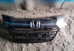 Honda Vezel Grill