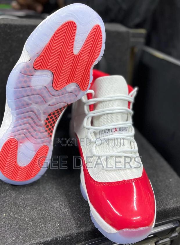 Jordan 11 Size 40-45 - main view