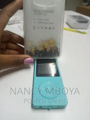 Bluetooth MP4 Player With Slot for Memory Card Supportu To12