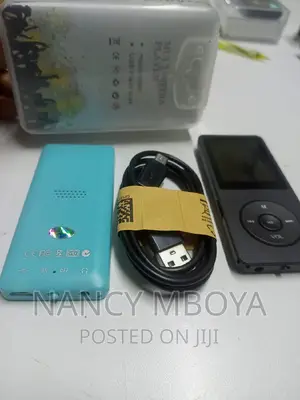 Bluetooth MP4 Player With Slot for Memory Card Supportu To12