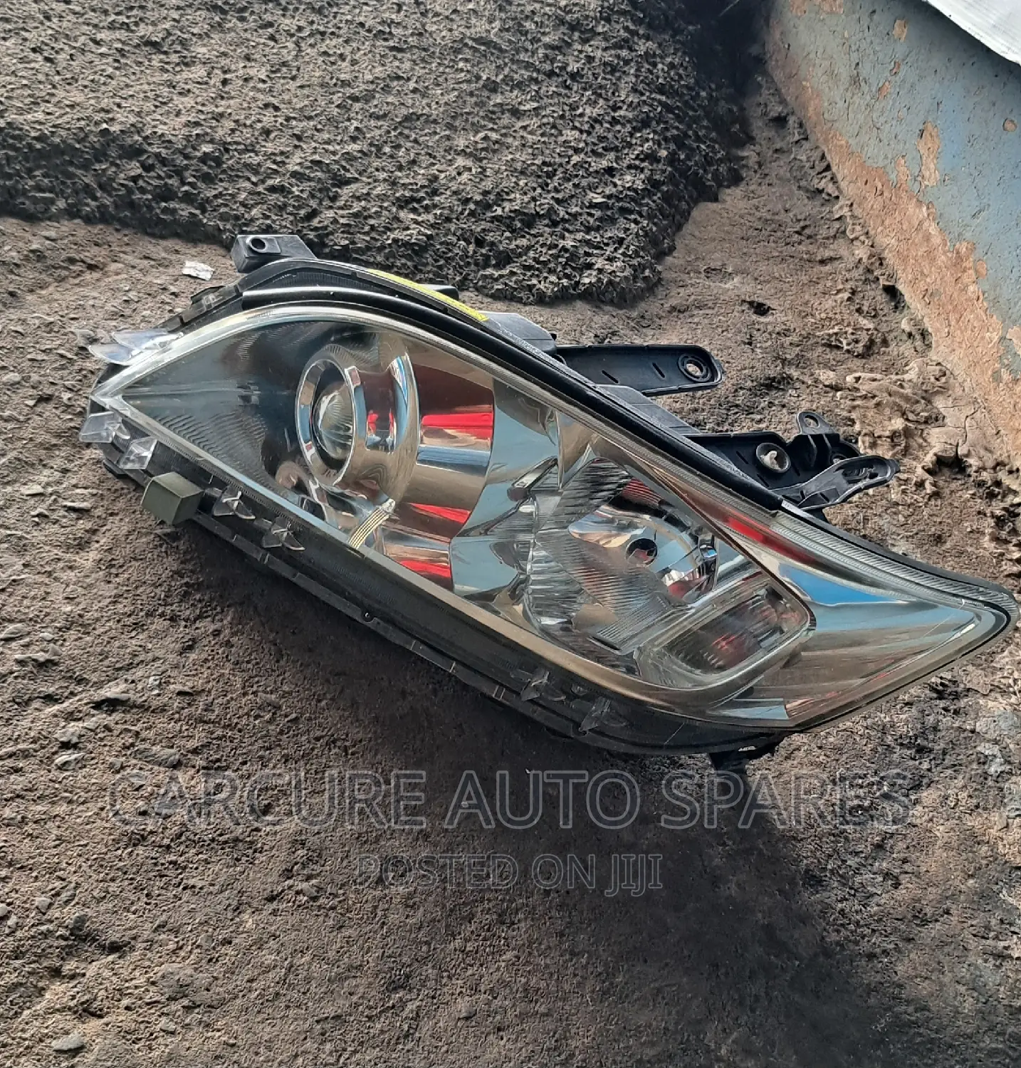 Toyota Vanguard Headlights