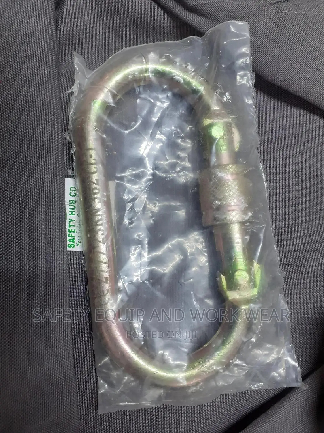 Get Mountaineering Carabiner At Discounted Price
