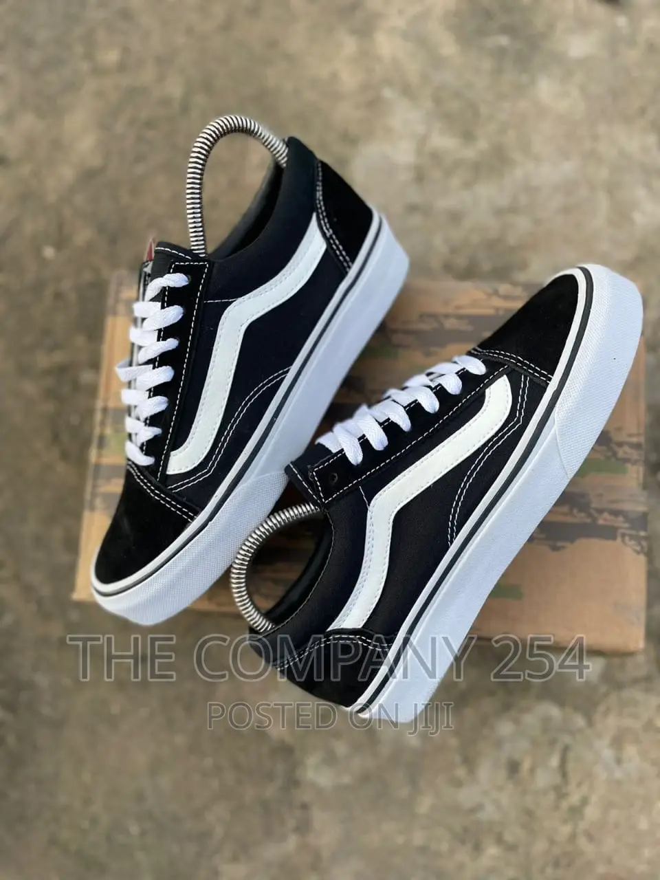 *Skater Van* Size 38-45