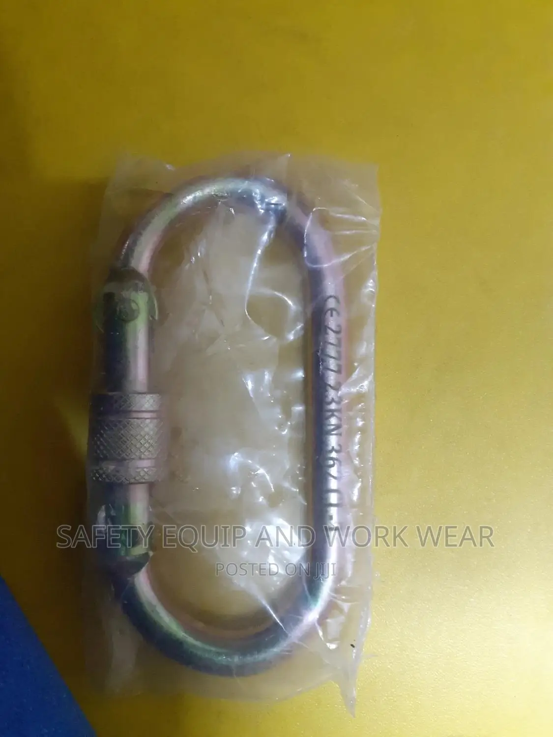 Get Reliable Carabiner At Friendly Price