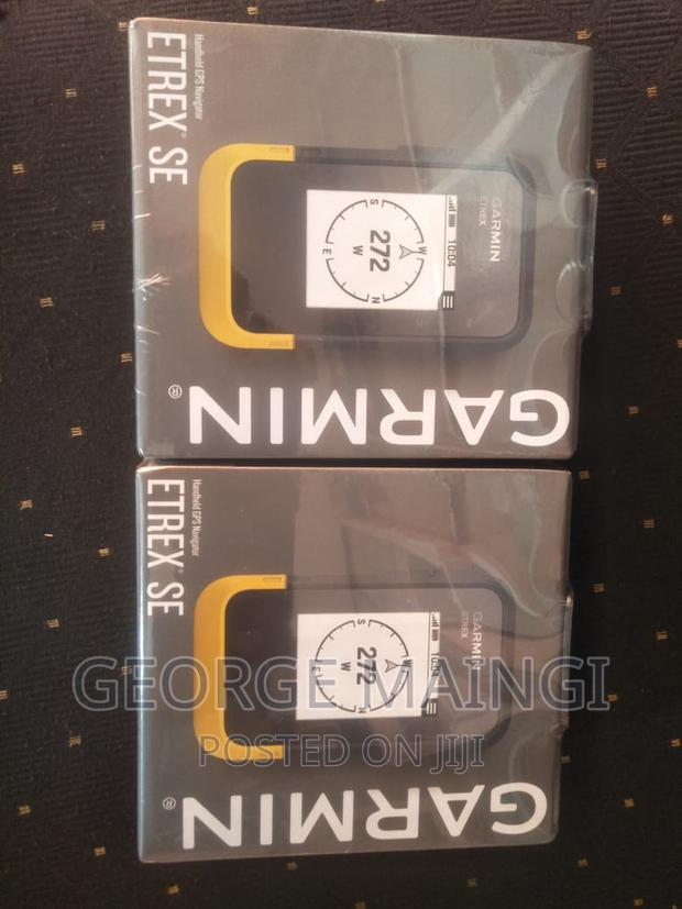 Etrex SE GPS Handheld Navigator - main view