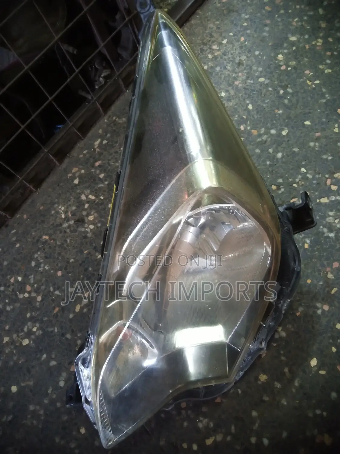 Ractis 2012 LHS Headlight Non Xenon