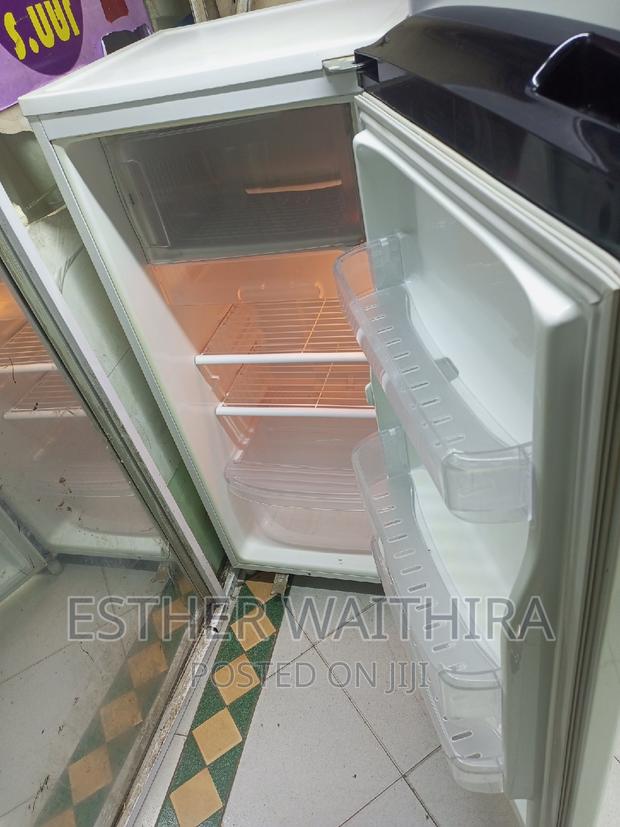 Samsung Fridge 200l - thumbnail 3