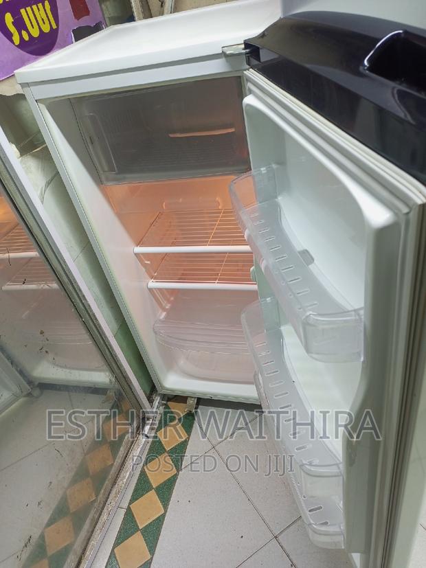 Samsung Fridge 200l - thumbnail 4