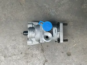 Foot Brake Valve Mercedes Benz Axor/Howo Sinotruck/Shackman