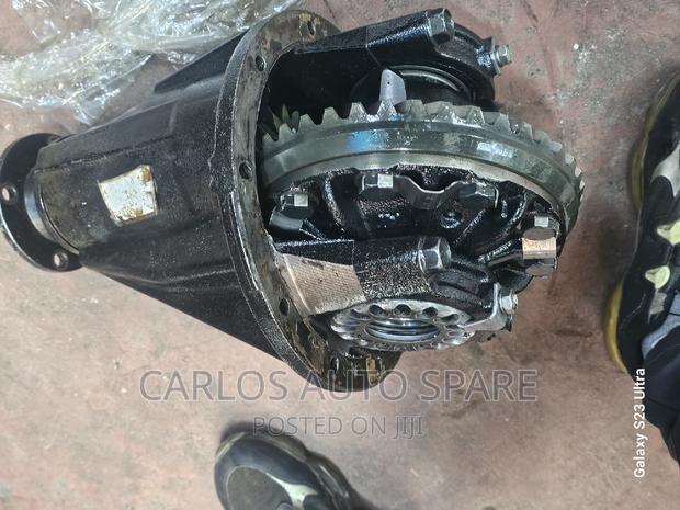 Front Differential Landcruise 79