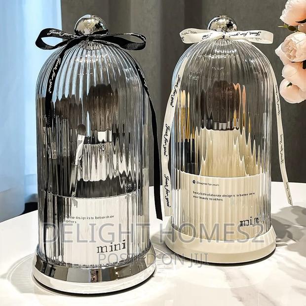 Rotating Desktop Makeup Brushes Holder-St