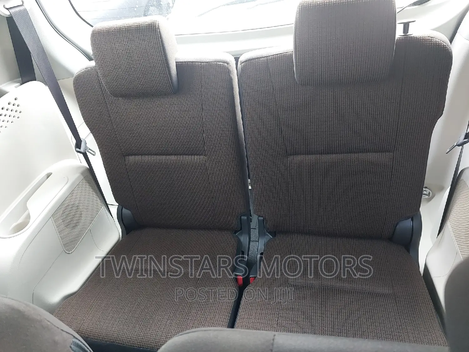Toyota Sienta 2017 White