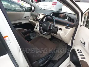 Toyota Sienta 2017 White