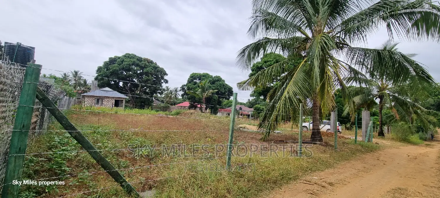 Mtwapa Retreat, Quarter Plot For Sale.