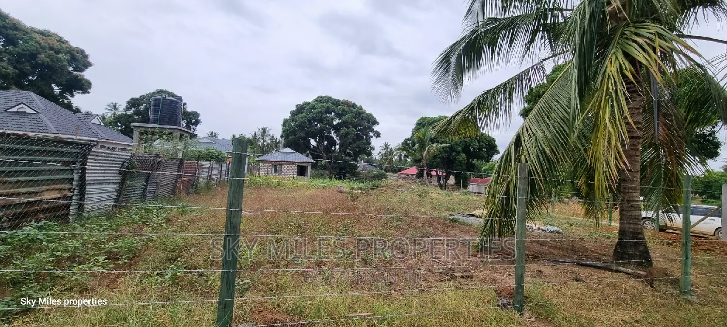 Mtwapa Retreat, Quarter Plot For Sale.