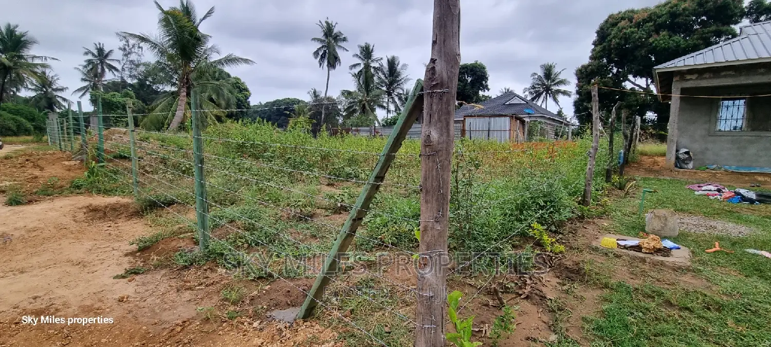 Mtwapa Retreat, Quarter Plot For Sale.