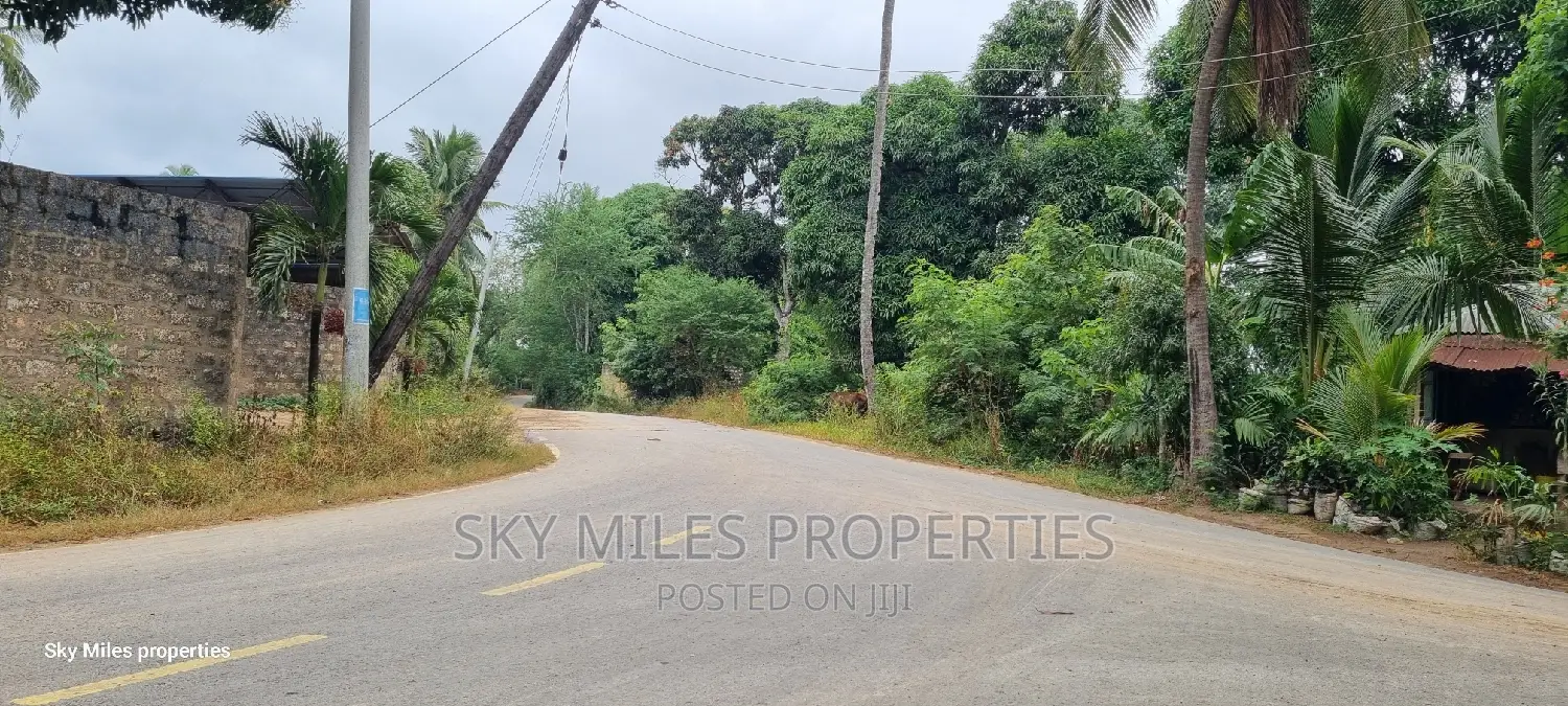 Mtwapa Retreat, Quarter Plot For Sale.