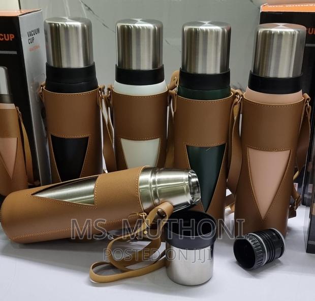 1000ml and 1200ml Camping Thermocup in Leather Carrier Bag