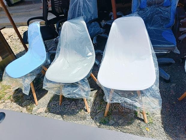 Eames Chair Eames Chair Eames Chair Eames Chair - main view