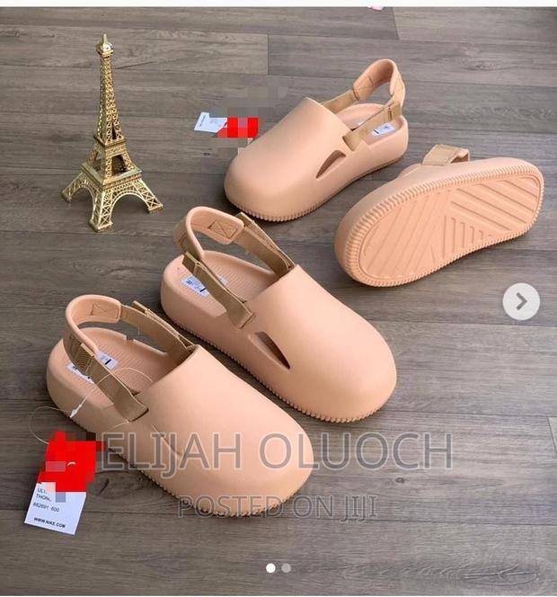 Unisex Calm Nike Mules - main view