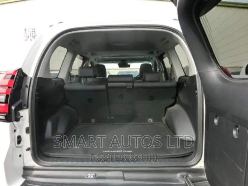 Toyota Land Cruiser Prado 2018 Pearl