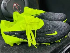 Phantom Gx Red Black Colourway Football Cleats