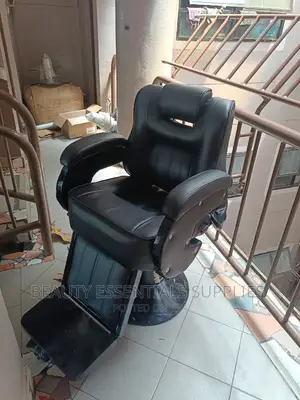 Executive Jumbo Kinyozi Chair