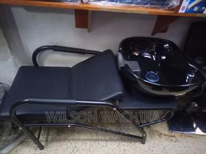 Salon Chair With Sink. - main view