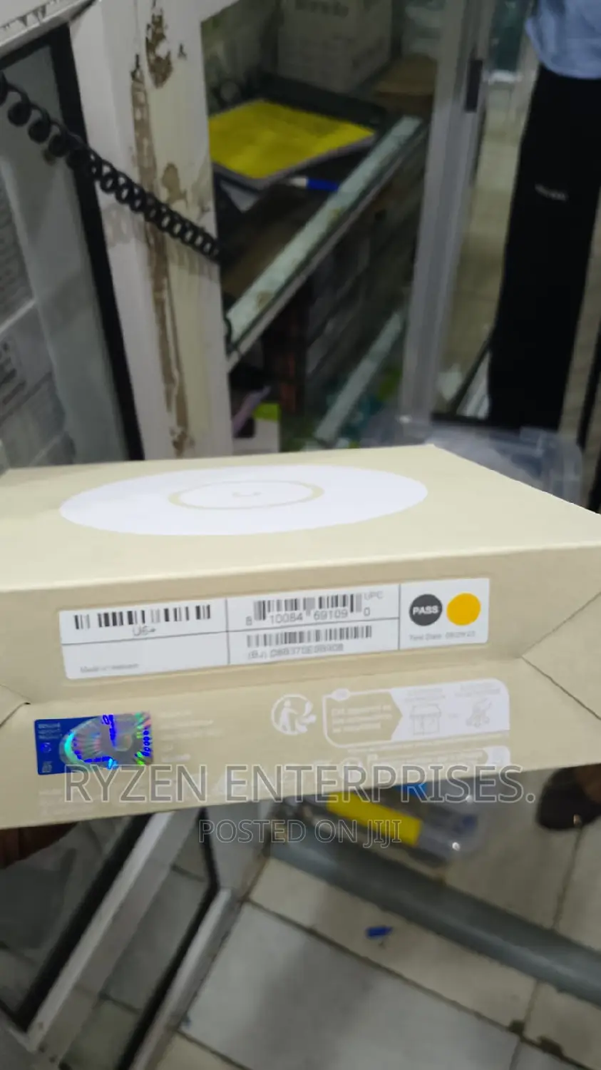 Ubiquiti Unifi U6+ Wifi 6 2x2 Mimo Access Point (U6-plus)