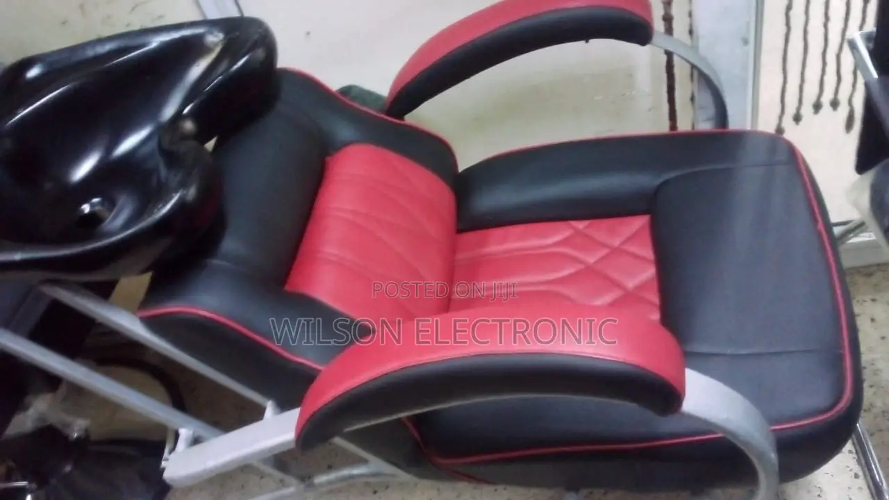 Salon Sink Chair.