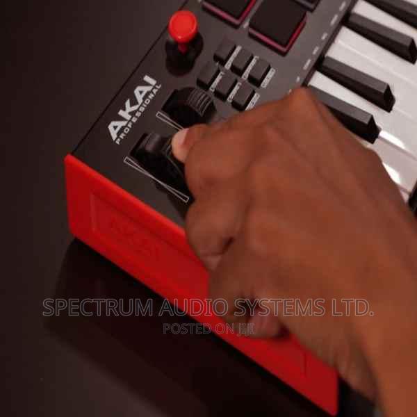 Akai Miniplus 32 Keys - thumbnail 5