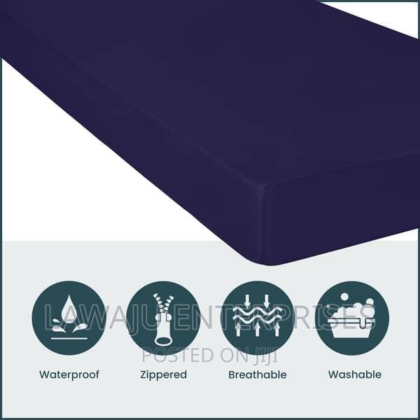 3*6 Non Quilted Mattress Protector - main view