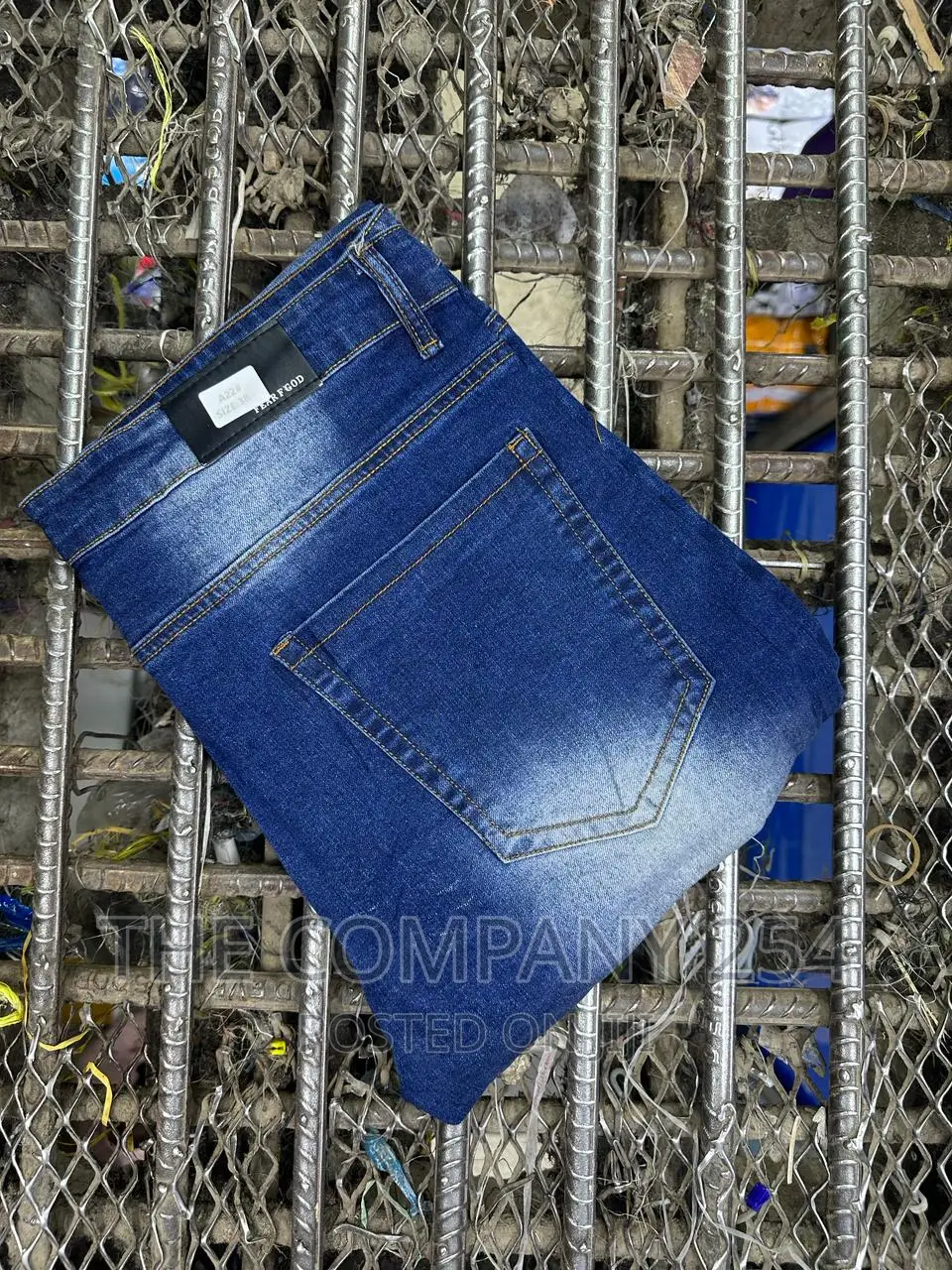 Plain Wash Slimfit Straight Men's Denim Jeans
Size 30 to 40