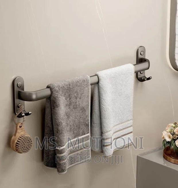 60 Cm Stylist Towel Racks - thumbnail 4