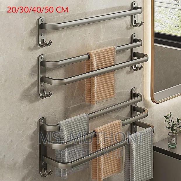 60 Cm Stylist Towel Racks - thumbnail 3