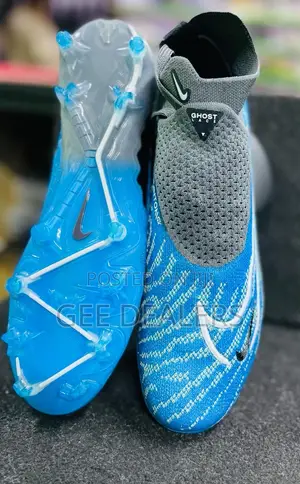 Black/White Nike Phantom Gx Football Boots