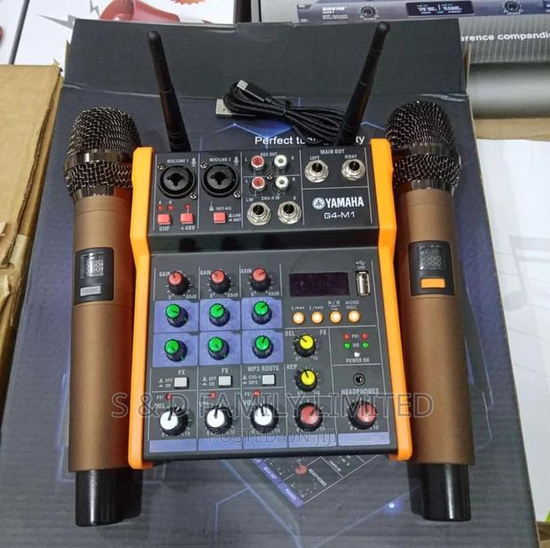 Yamaha 4 Channels Mixer With Wireless Microphone
