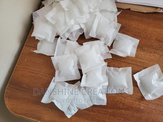 Silica Gel Beads - thumbnail 3