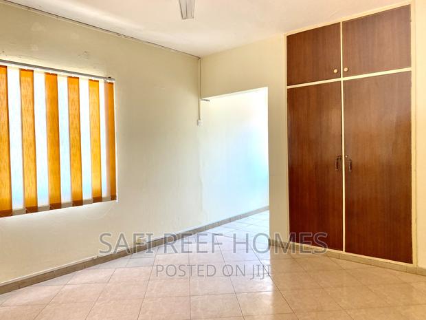 3bdrm Maisonette in Nyali for rent - thumbnail 17