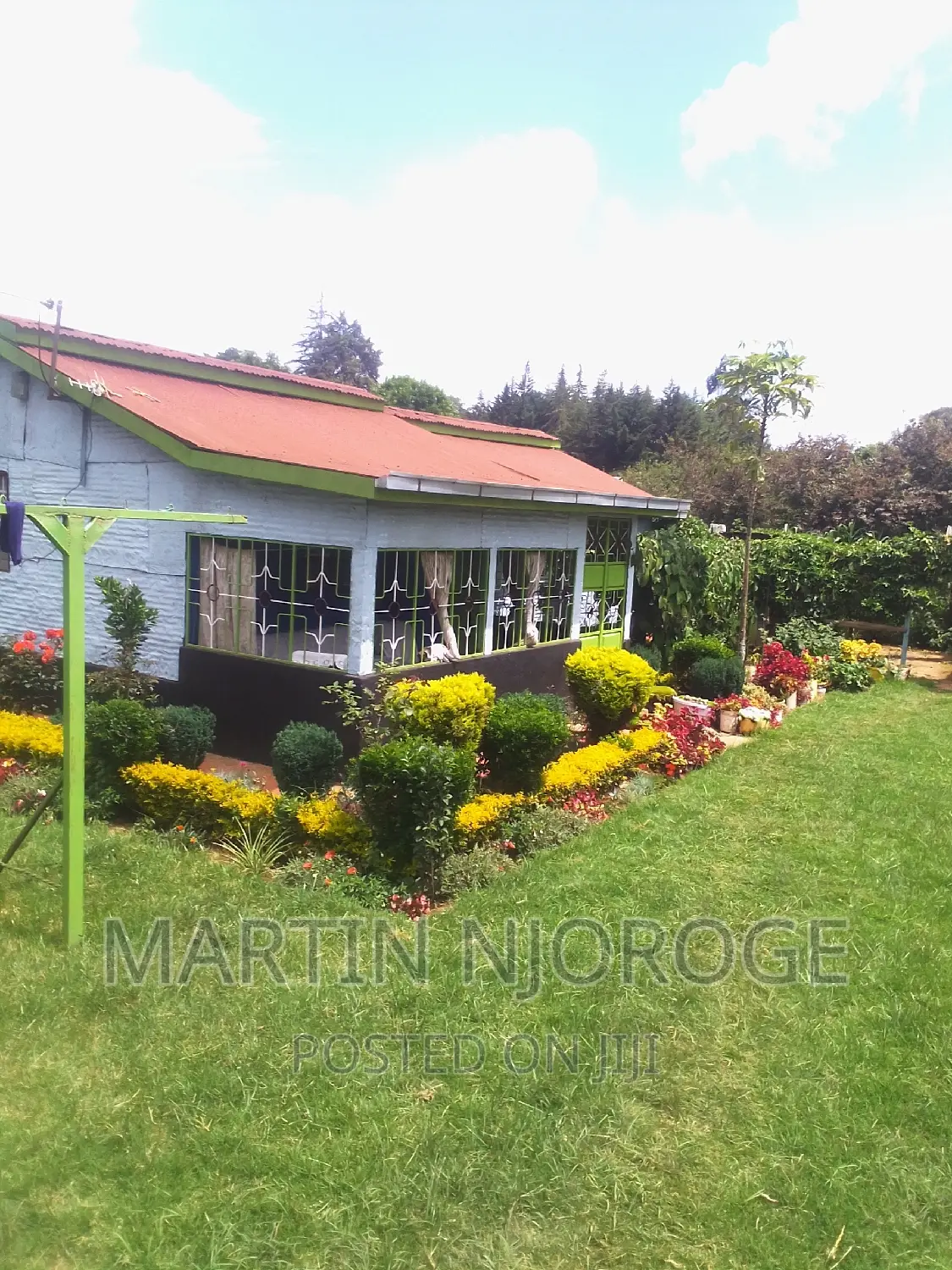50 by 100 Nyambari ( With Partially Semi Permanent House)