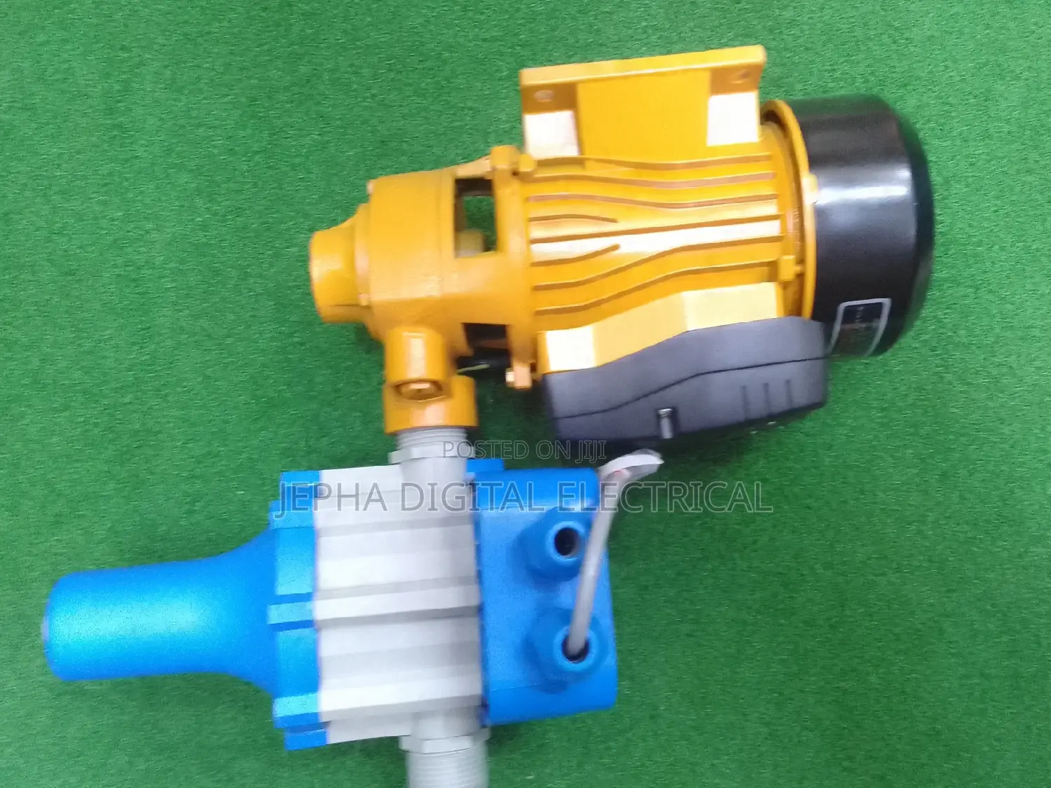 Dera Water Pump With Pump Controller