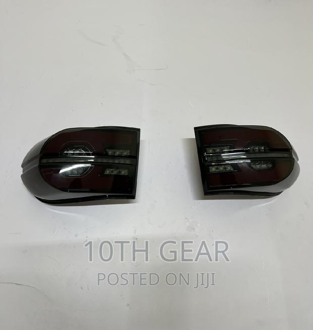 FJ Cruiser Tail Lamps LED Aftermarket Set Smoked - thumbnail 3