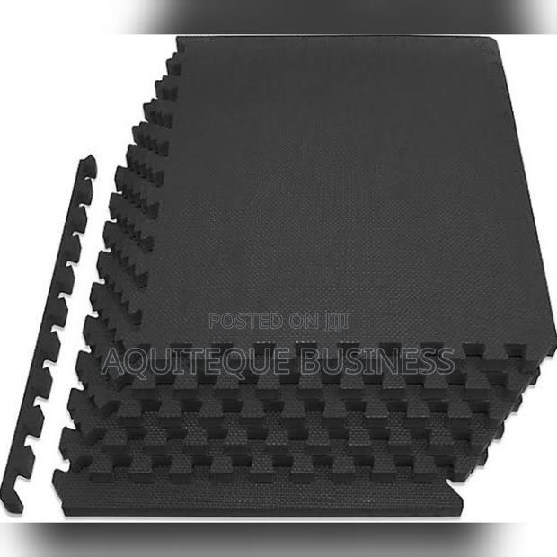 Gyme Tiles, Interlocking. Black - main view