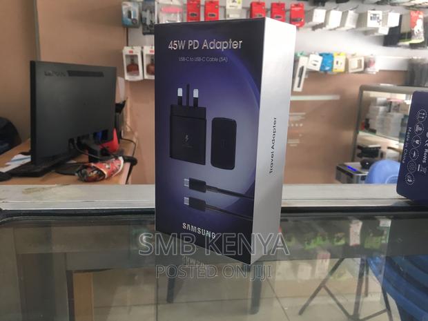 45 Watts PD Adapter With Type C to C Cable - thumbnail 2