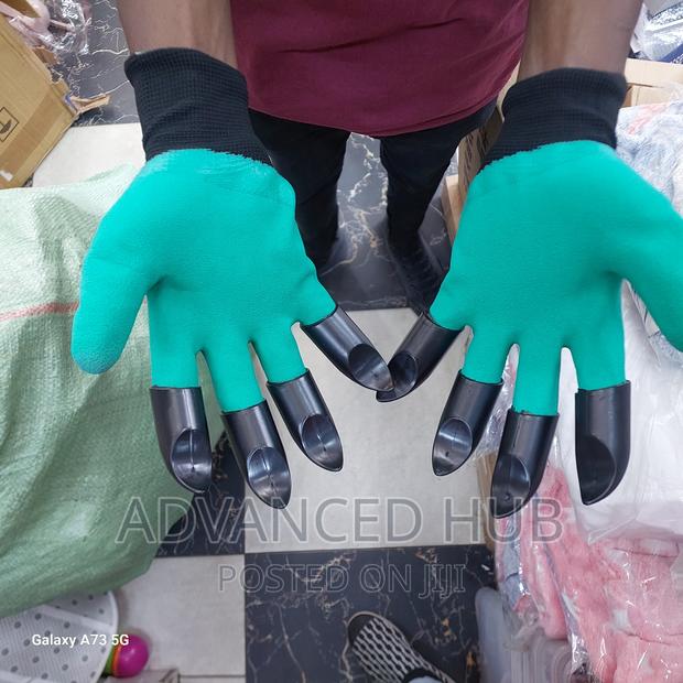 Gardening Gloves Vith Claws - thumbnail 5